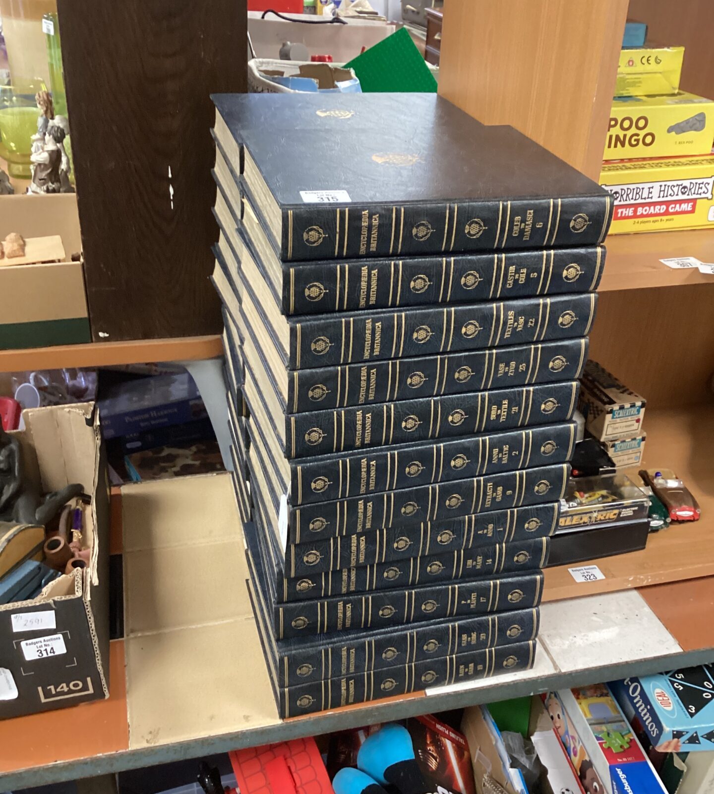 Set of Encyclopaedia Britannica
