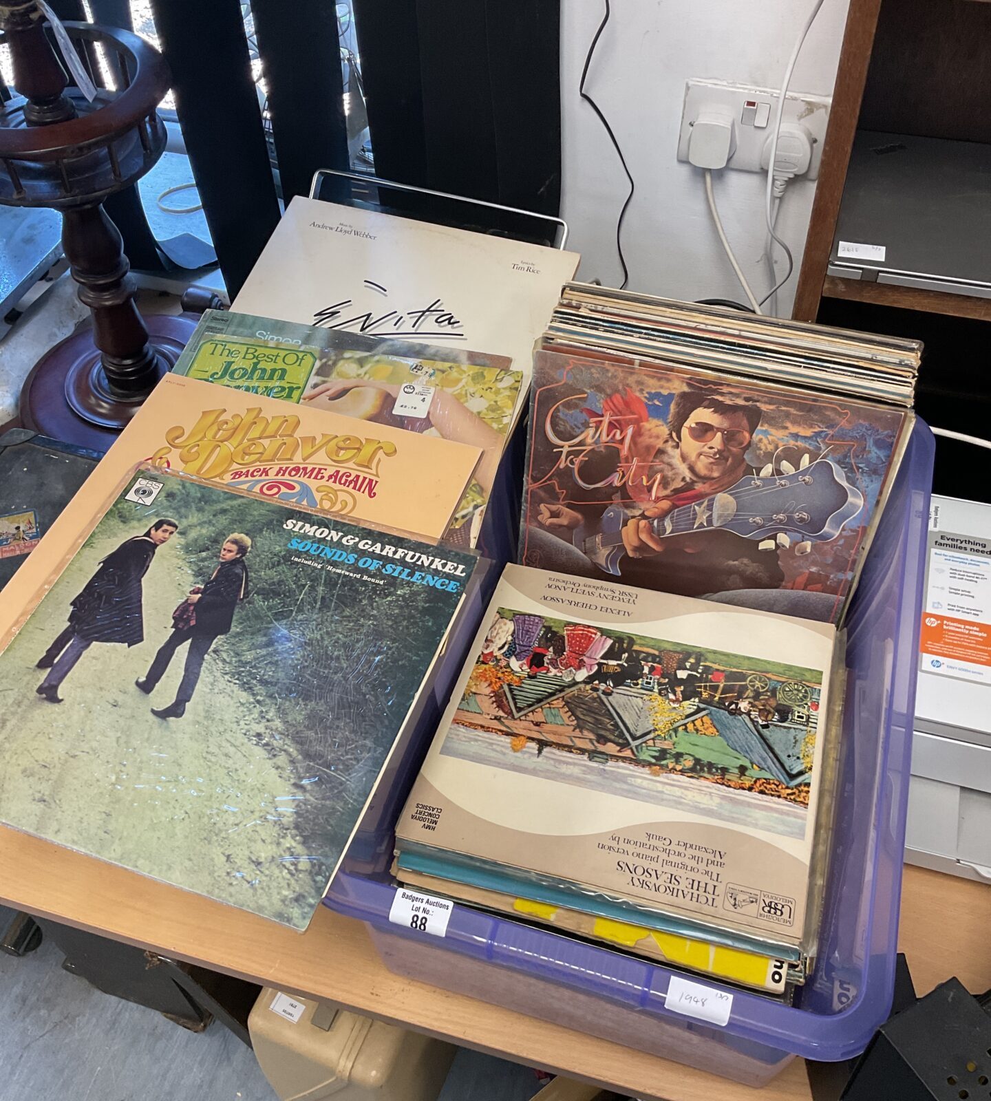 Collection of 12” vinyl records including simon & garfunkel