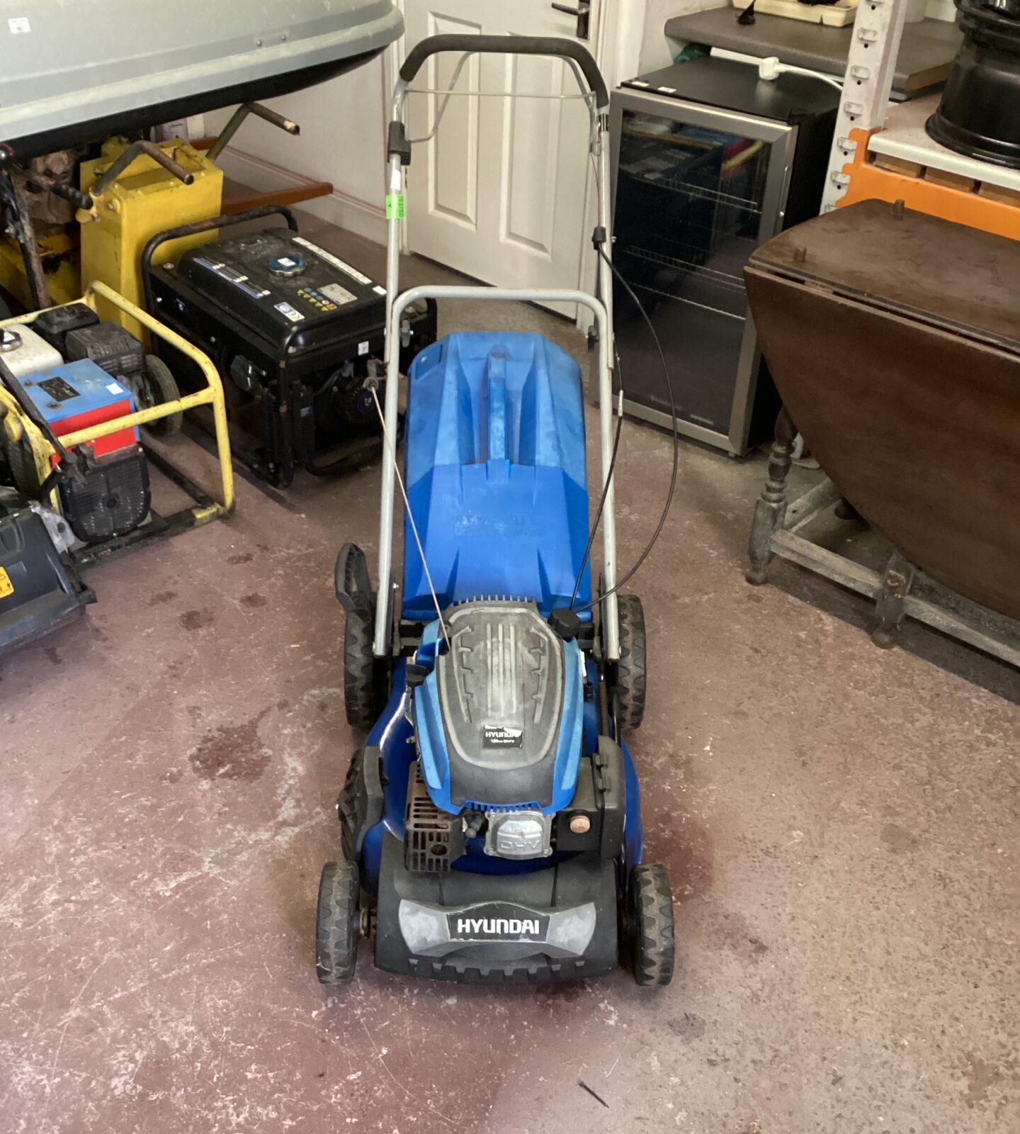 Hyundai Petrol Lawnmower tested and working