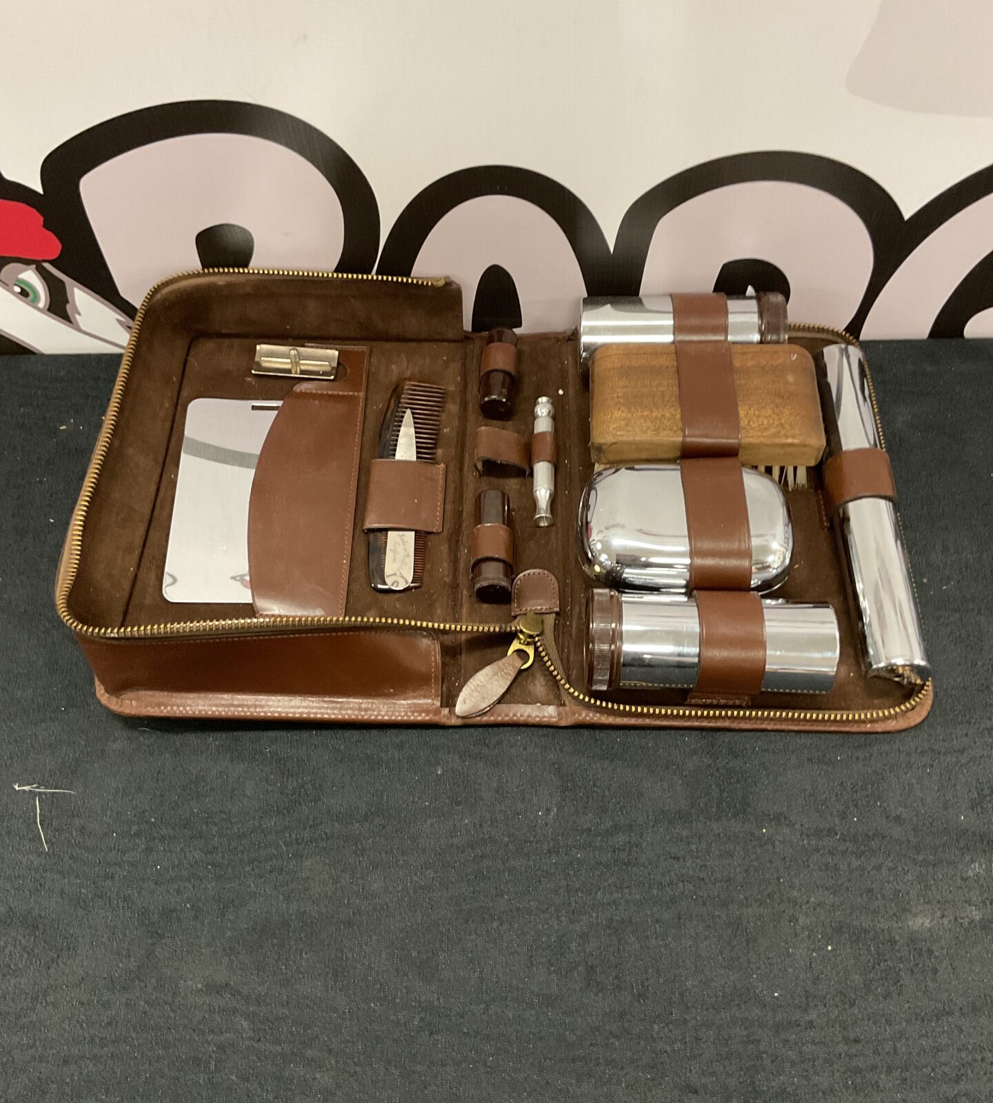 Vintage travel set
