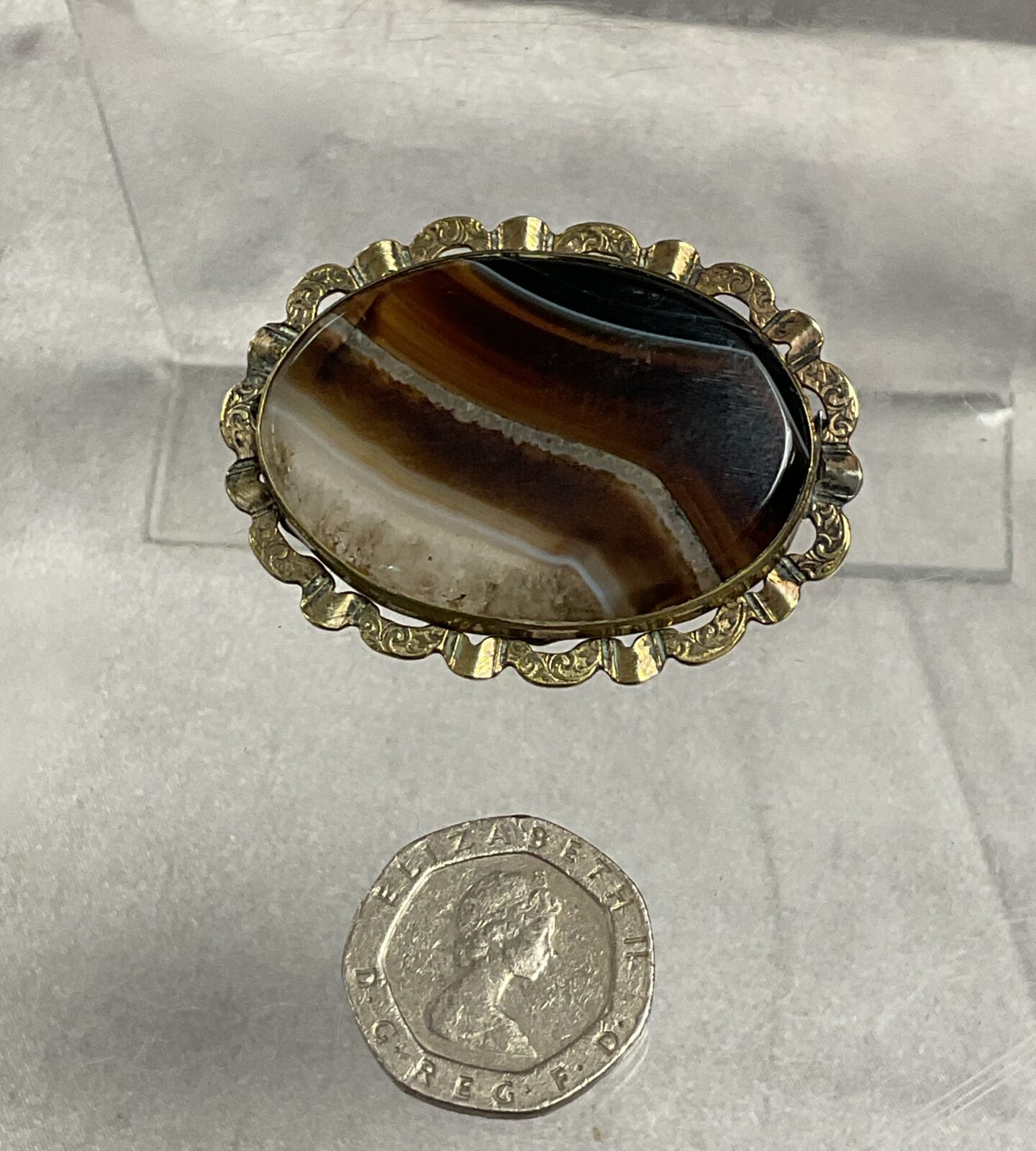 Antique yellow metal banded agate  Brooch