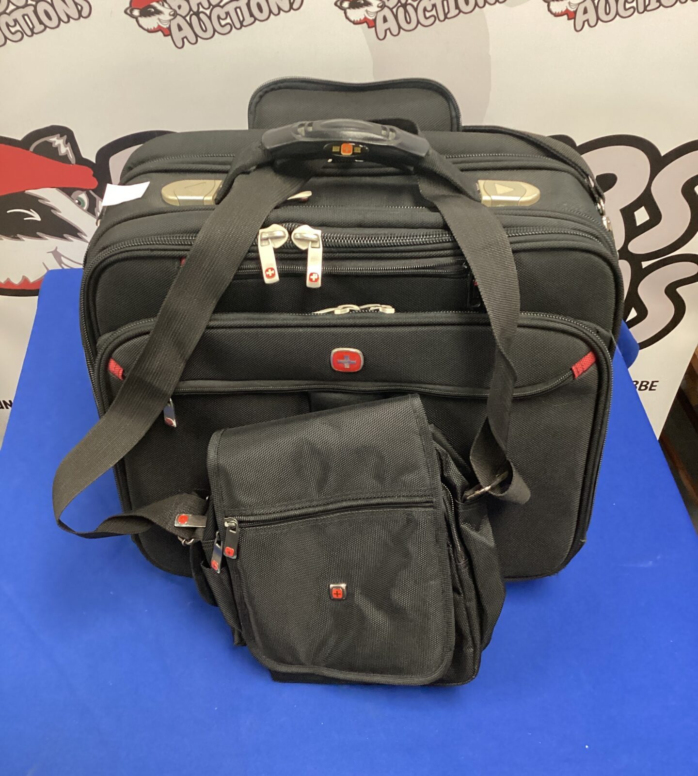 carry on laptop bag