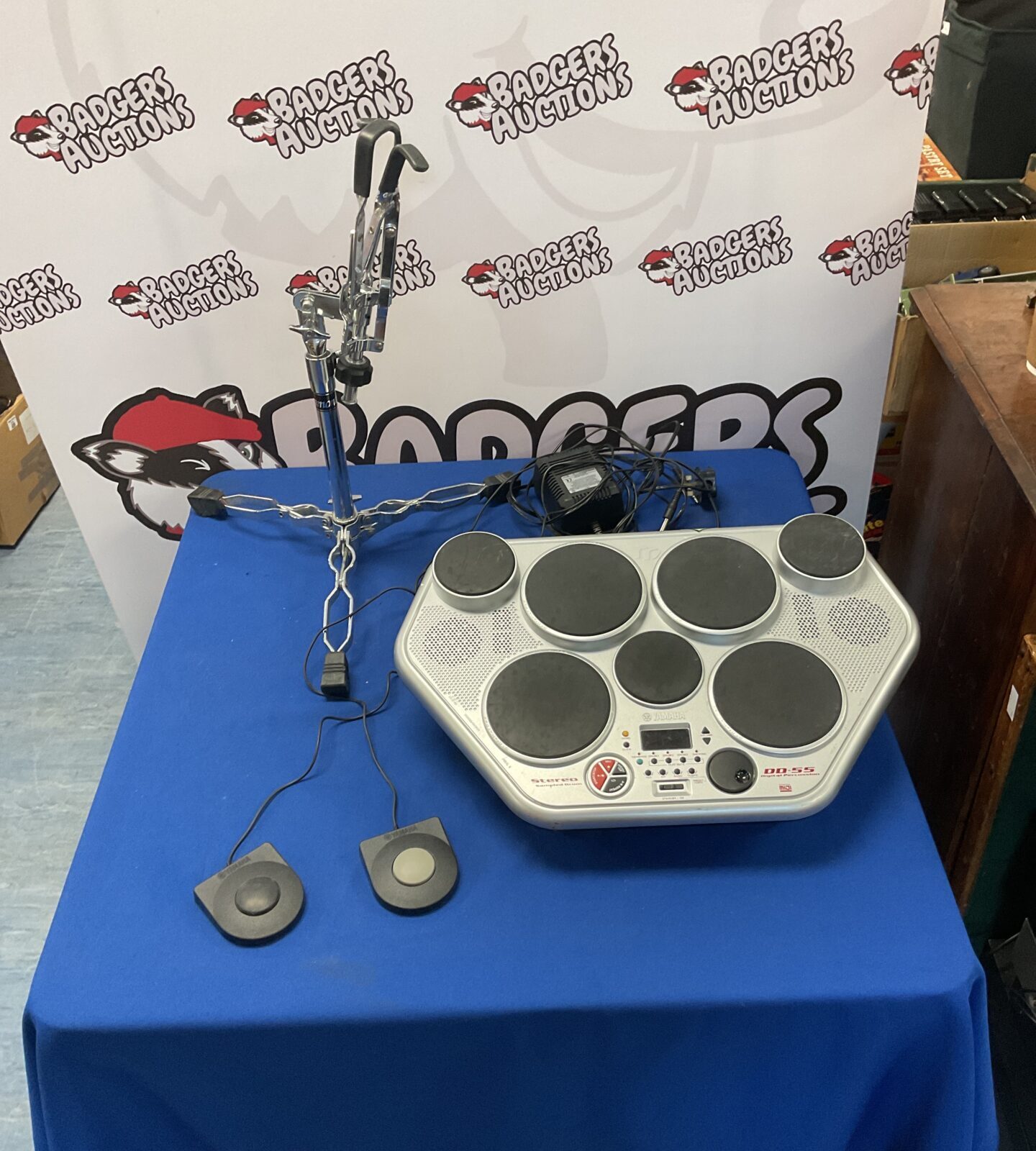 Yamaha Stereo Sampled Drum Machine DD-55 with pedals and stand tested and working