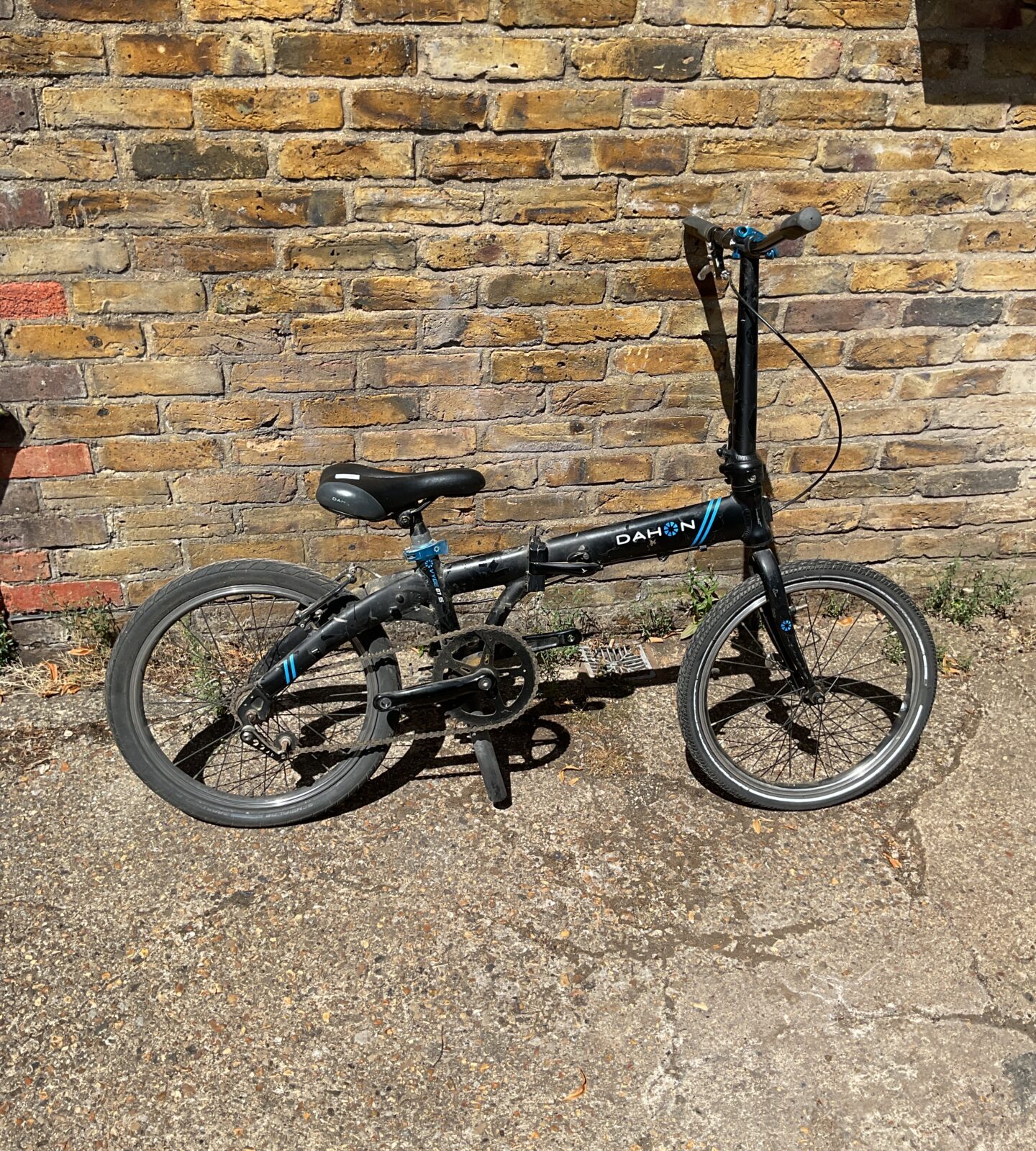 Dahon vybe d7 folding bike