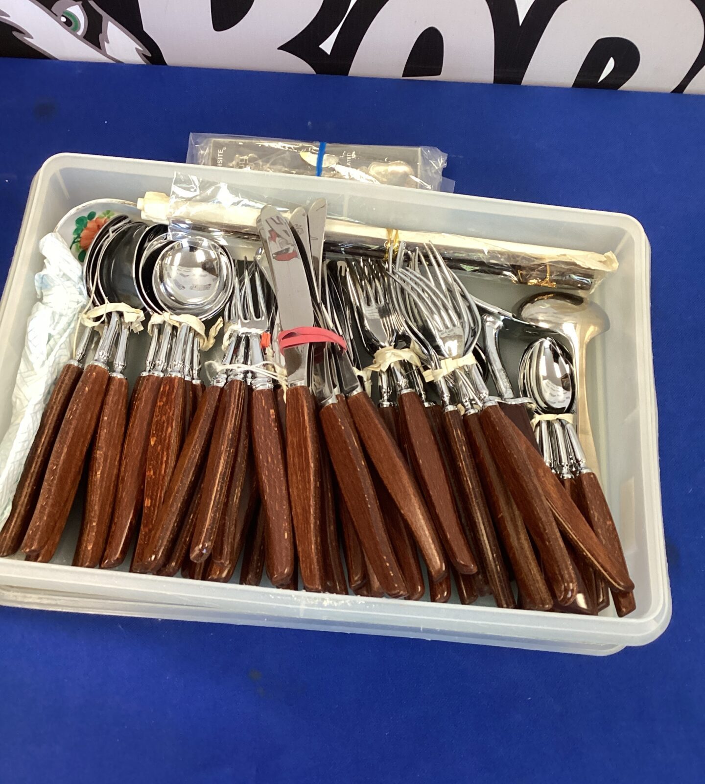 Quantity of Cutlery