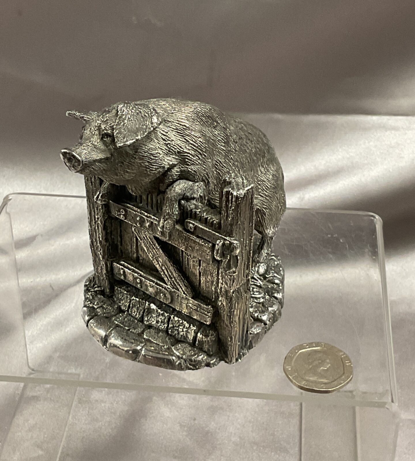 hallmarked silver country artists pig