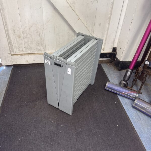 Plastic folding access step