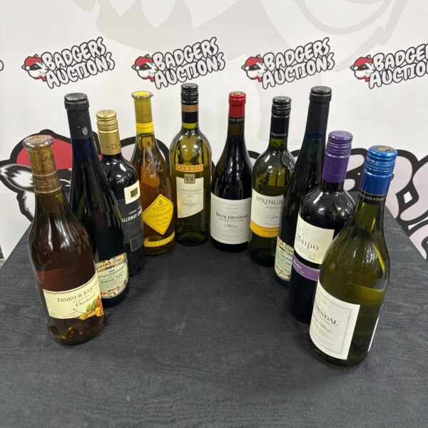 Ten bottles of assorted wines