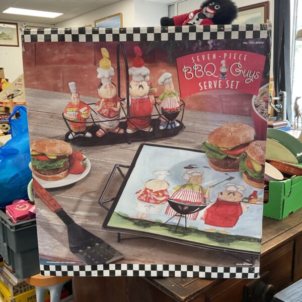 Seven piece bbq guys serve set