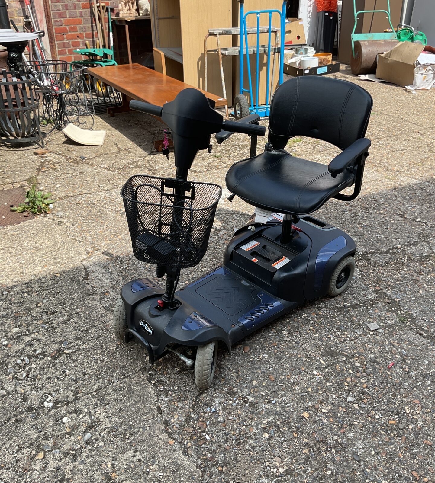 Prism Drive Medical HX5 9JP 115kg mobility scooter working with two keys and charger