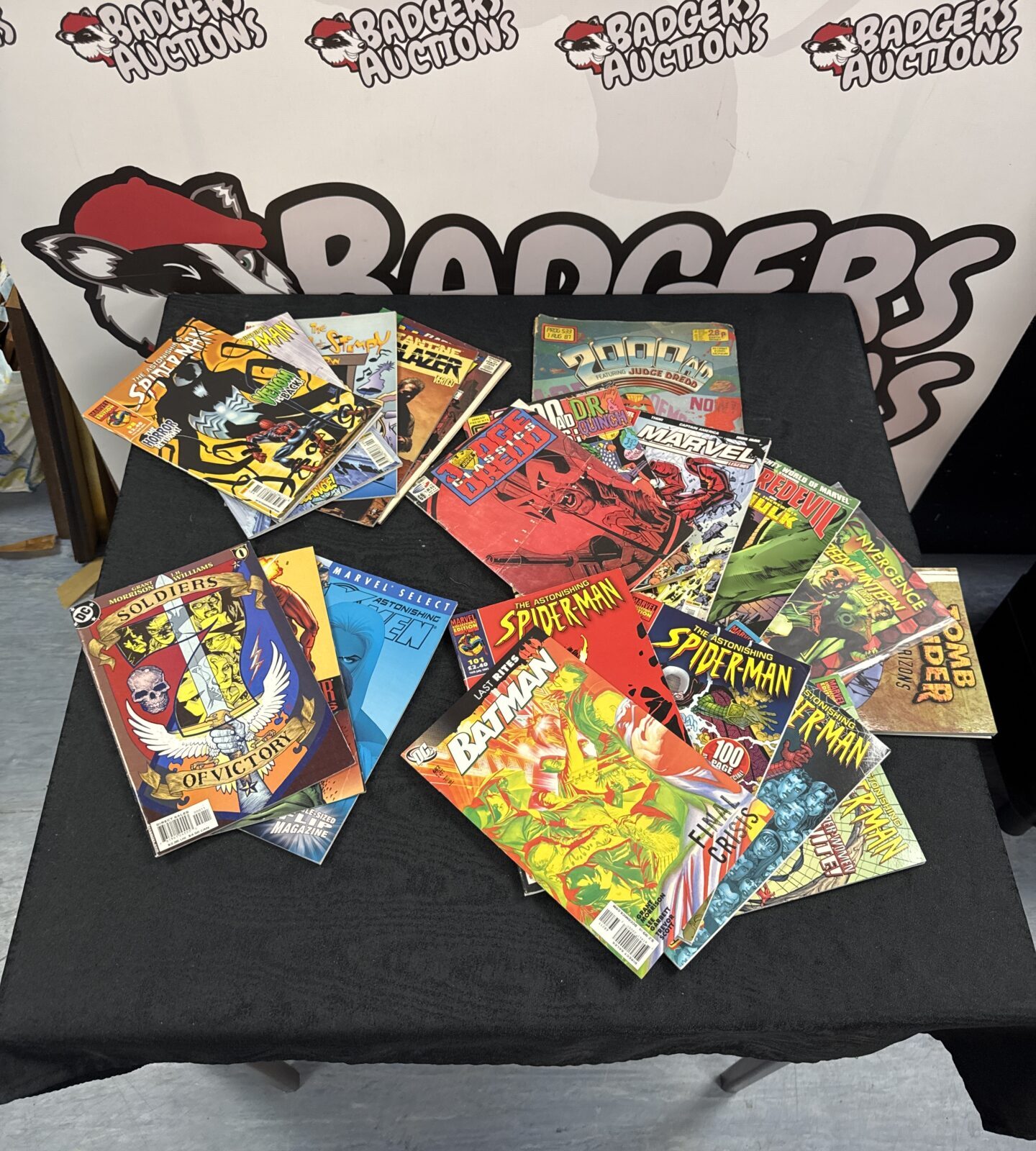 Selection of comics inc ren & stimpy, green lantern & others