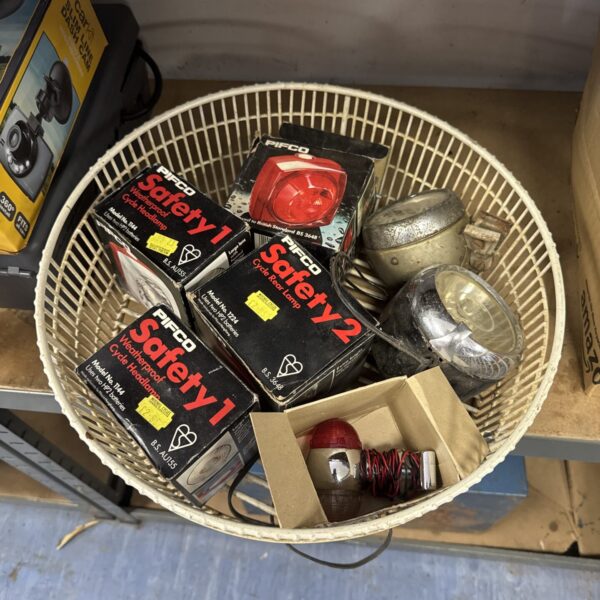 Selection of vintage cycle lamps inc pifco