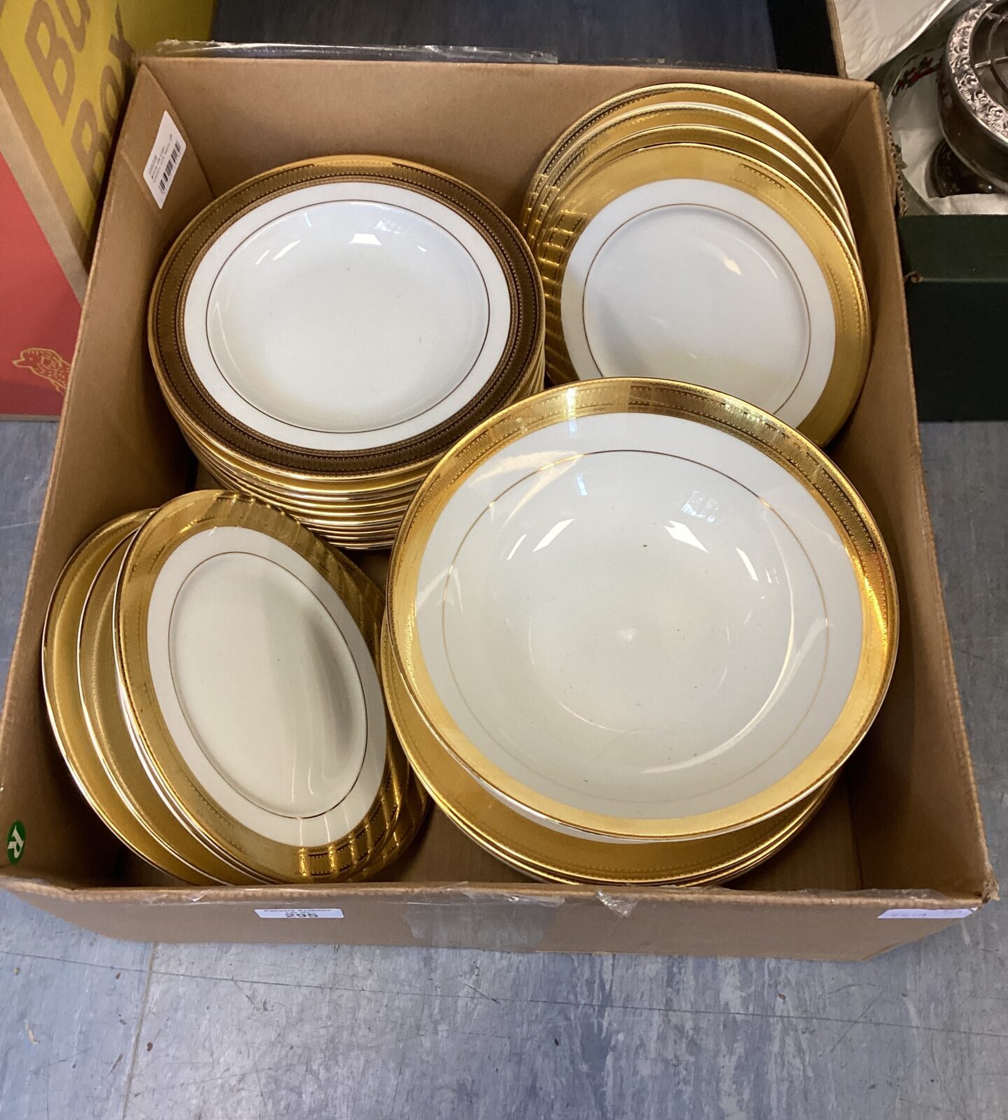 Heinrich Winterling Bavarian Porcelain Dinner Service