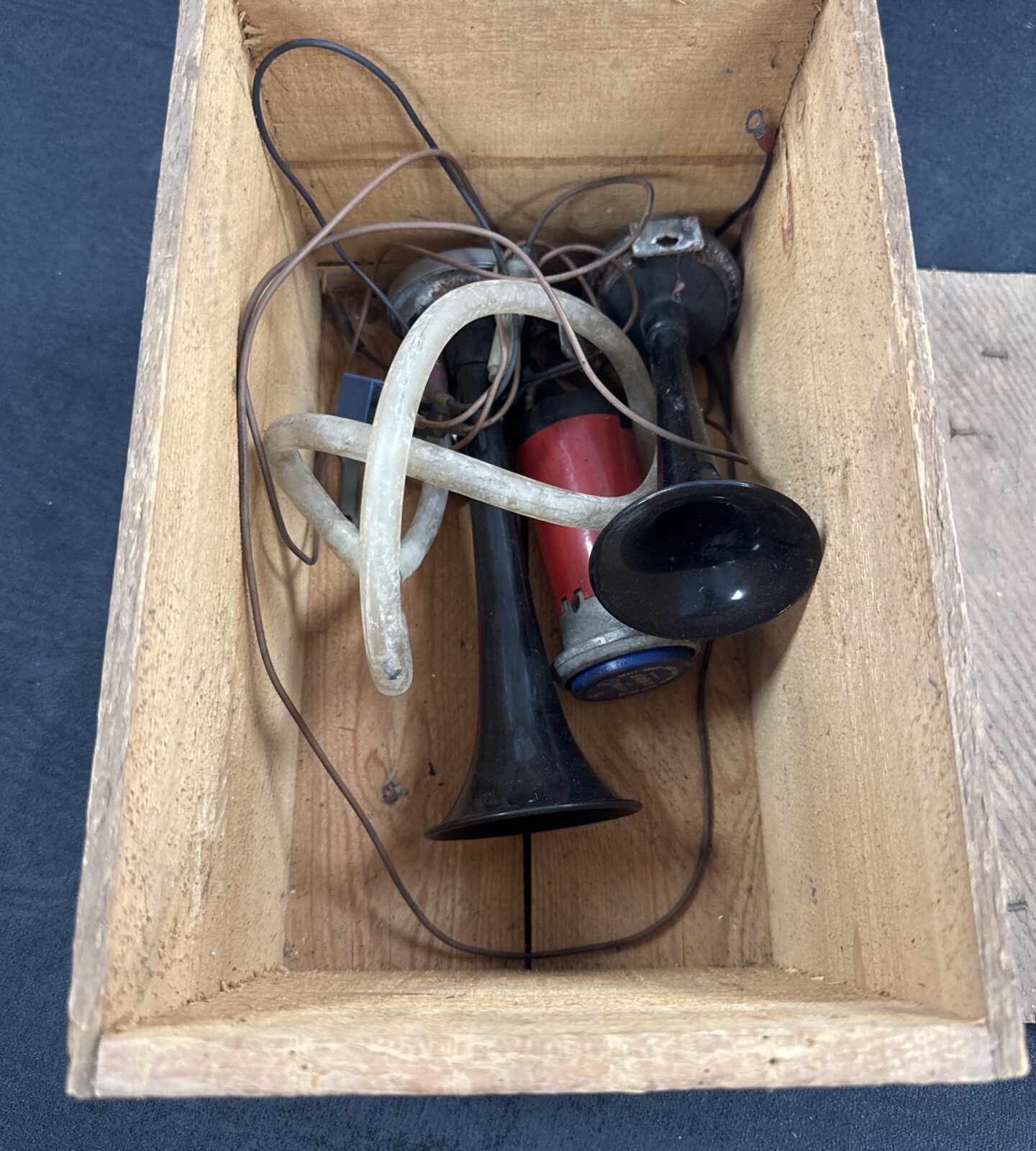 Set of stebel gr90 car air horns