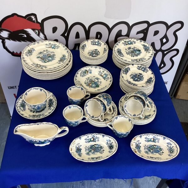 Mason’s Ironstone Fruit Basket Dinner set