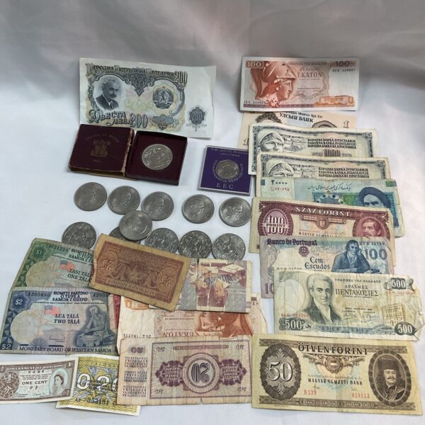 Collection commemorative coins and assorted bank notes