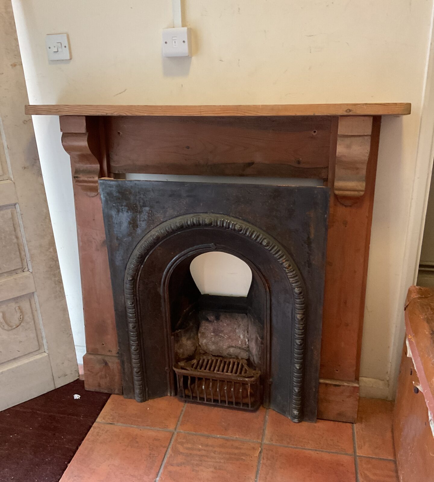 Victorian cast iron fireplace 77cm x 91cm with pine surround