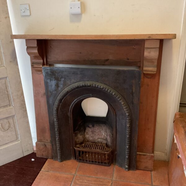Victorian cast iron fireplace 77cm x 91cm with pine surround