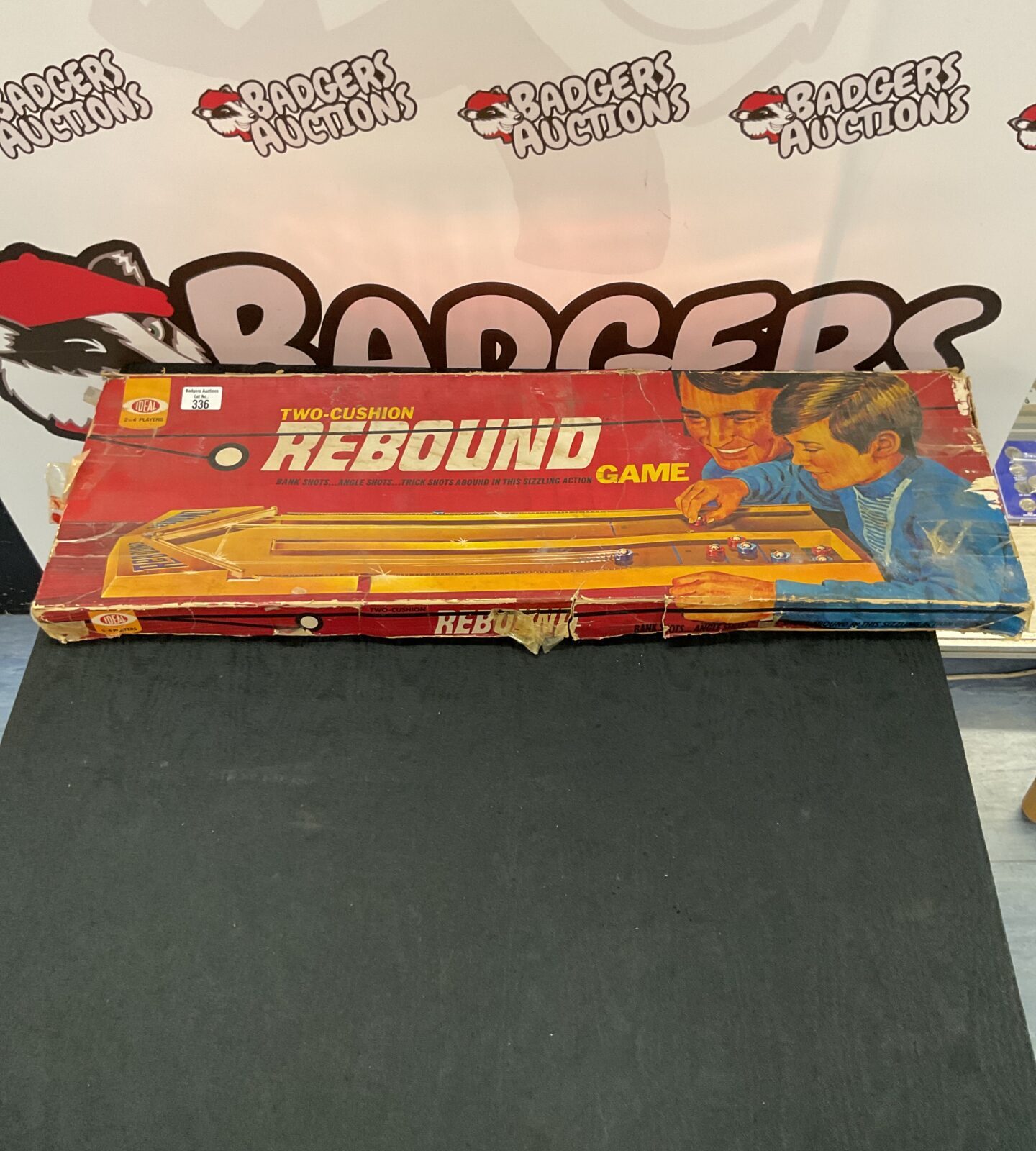 Vintage ideal two cushion rebound board game