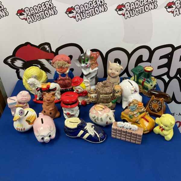 Collection of moneyboxes including pigs & fujika cats
