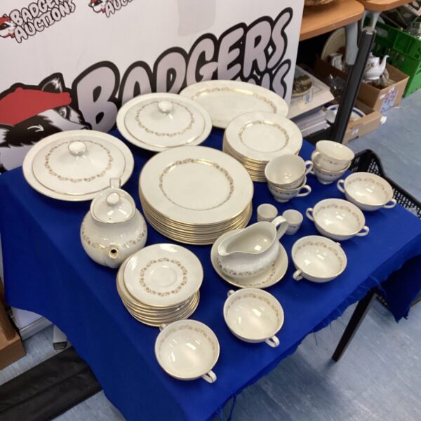 Royal Doulton Fairfax Dinner Service