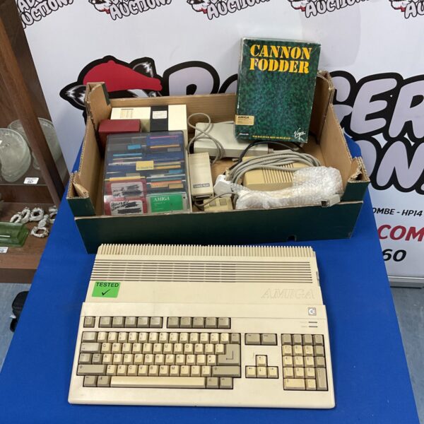 Commodore amiga a500 computer working with games & software