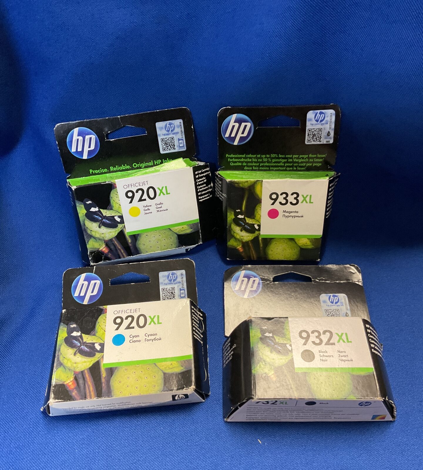 Four sealed hp ink cartridges