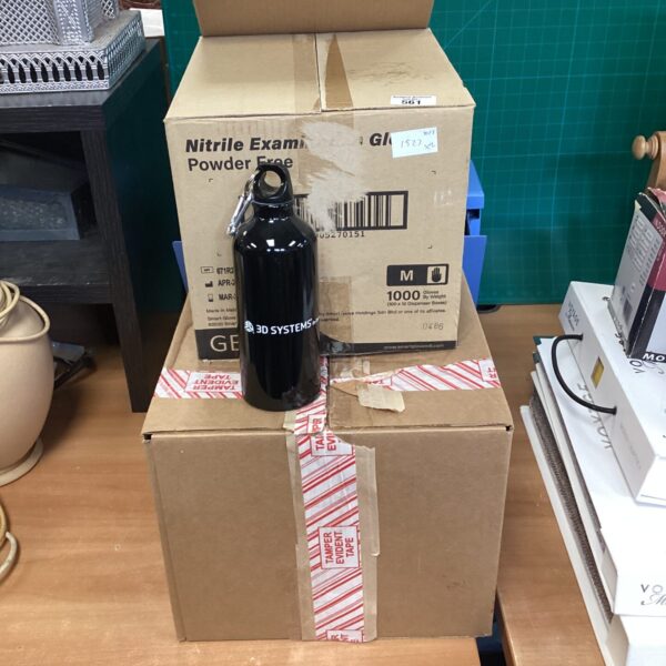Twenty nine 3D systems branded flasks
