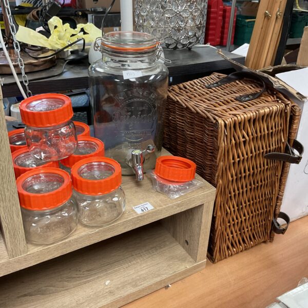 Selection of kilner dual purpose jard with large kilner 5L glass dispenser and wicker basket
