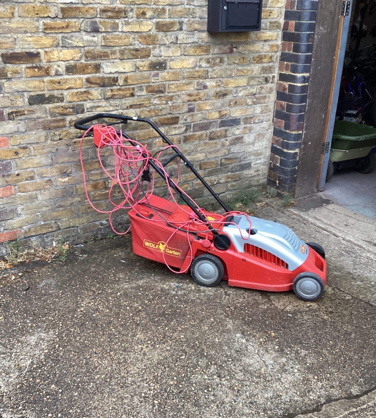 Wolf Garten Electric Lawn Mower tested and working