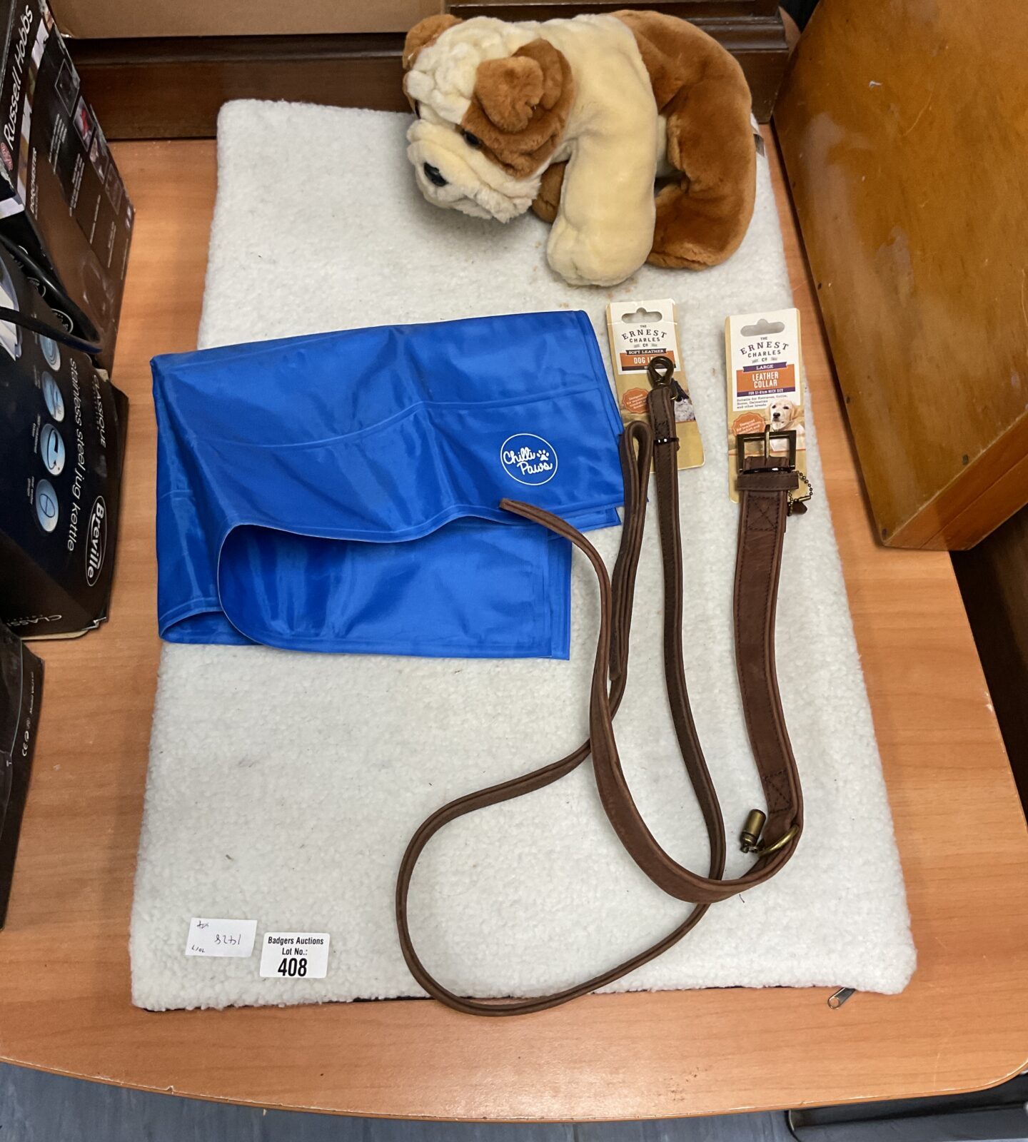 Selection of dog items inc collar, lead, jacket, mat and toy