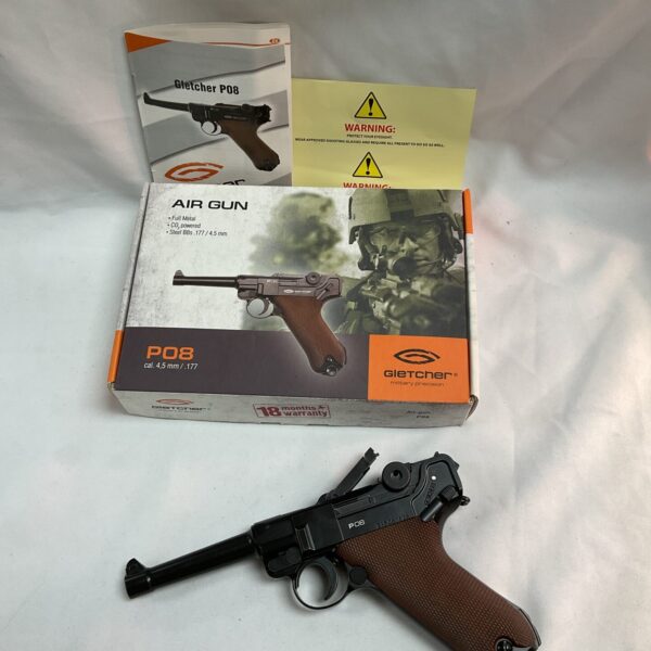 Gietcher P08 Co2 Luger in box (needs attention)