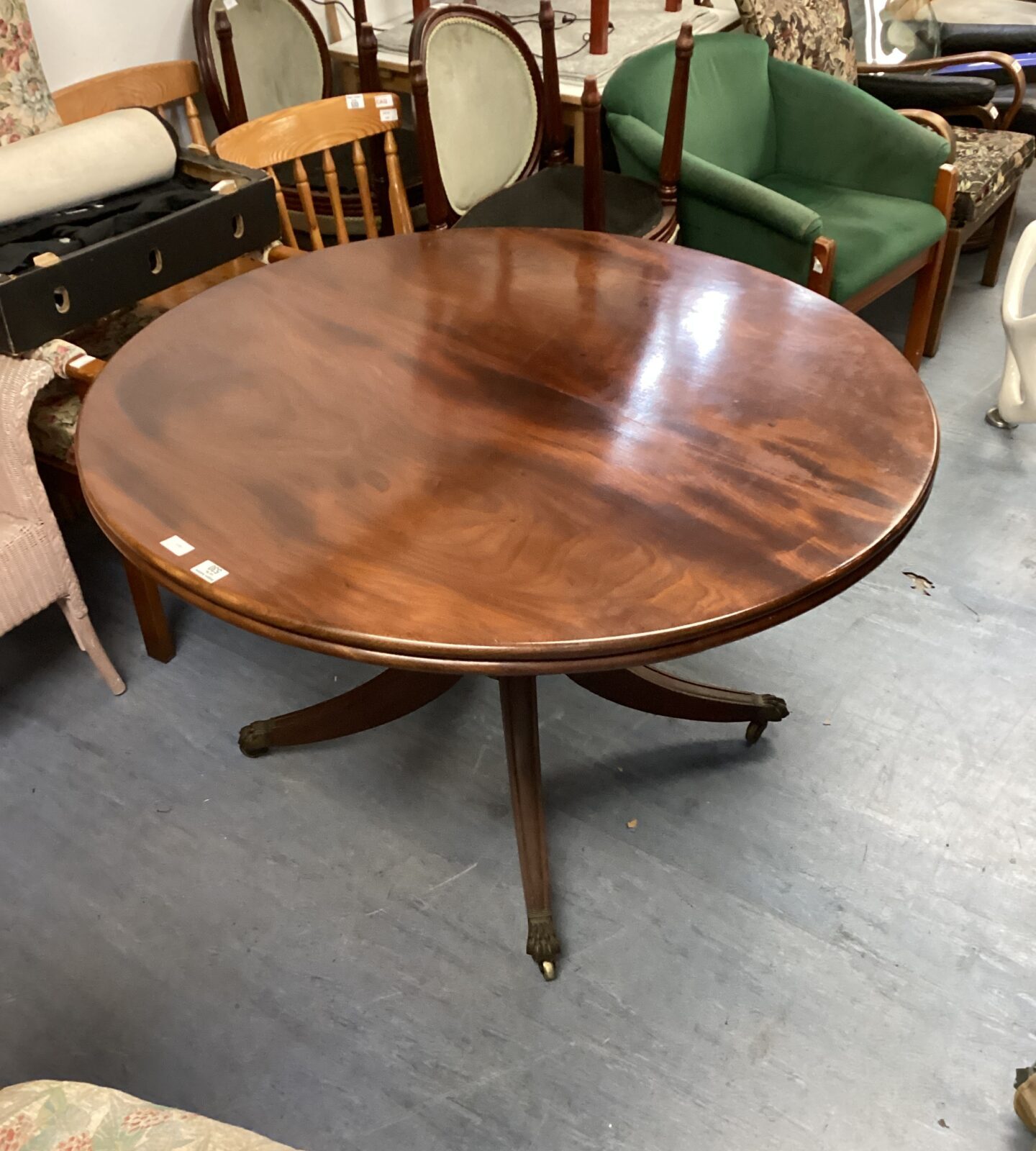 mahogany tilt top table