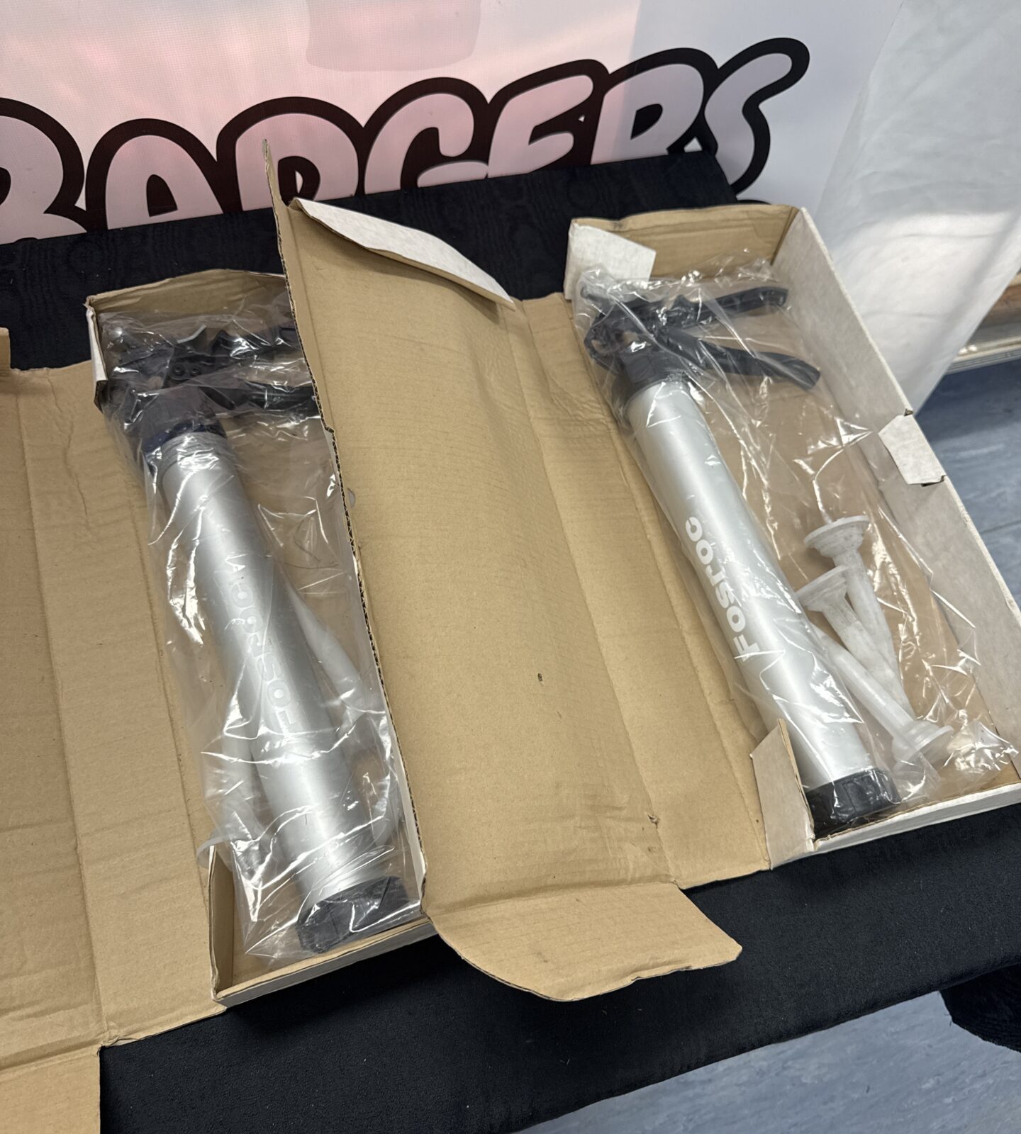 Two fosroc 600ml sealant guns - new