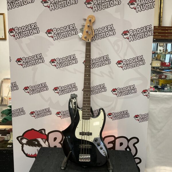 Fender starcaster j bass guitar