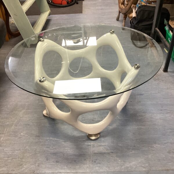 Modern design contemporary glass topped coffee table