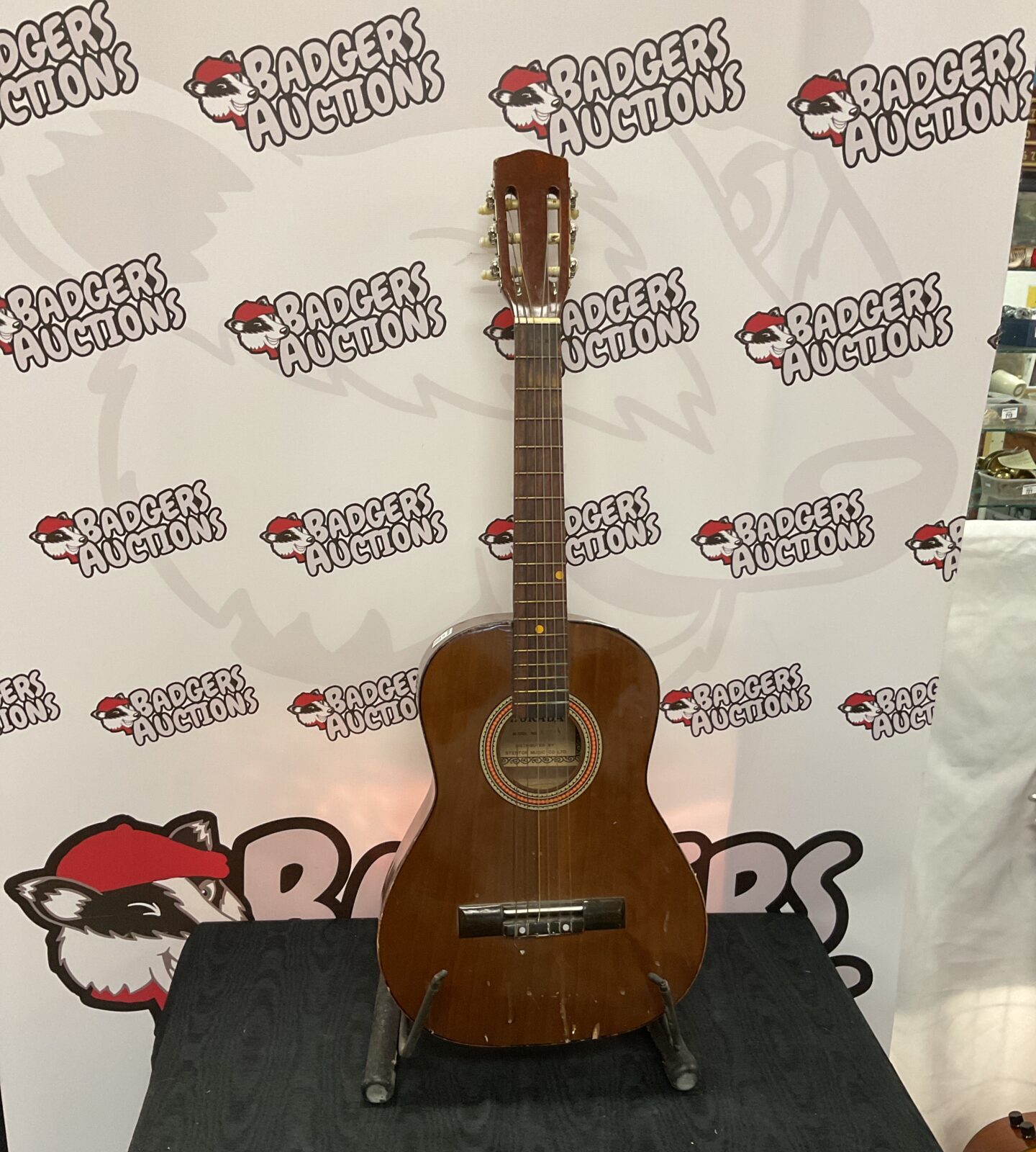 Hokada model 3337 acoustic guitar