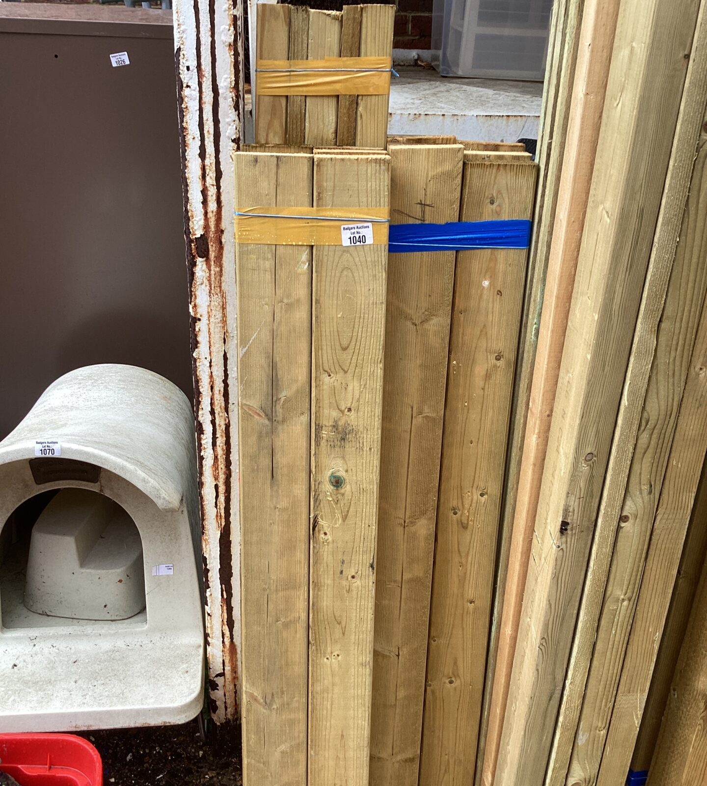 Three bundles of 4’ Timber