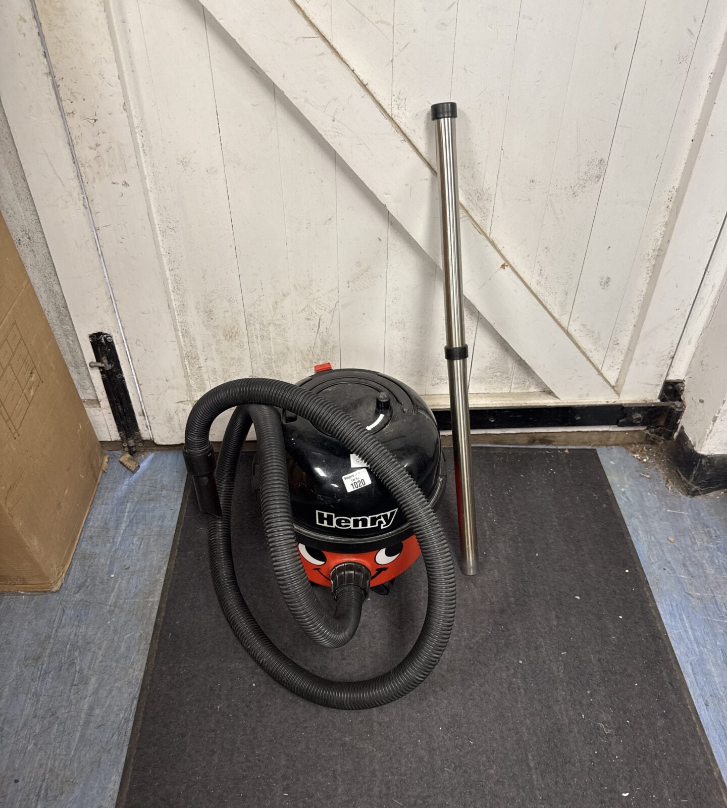 Henry hoover with pole attachment (no head on pole)