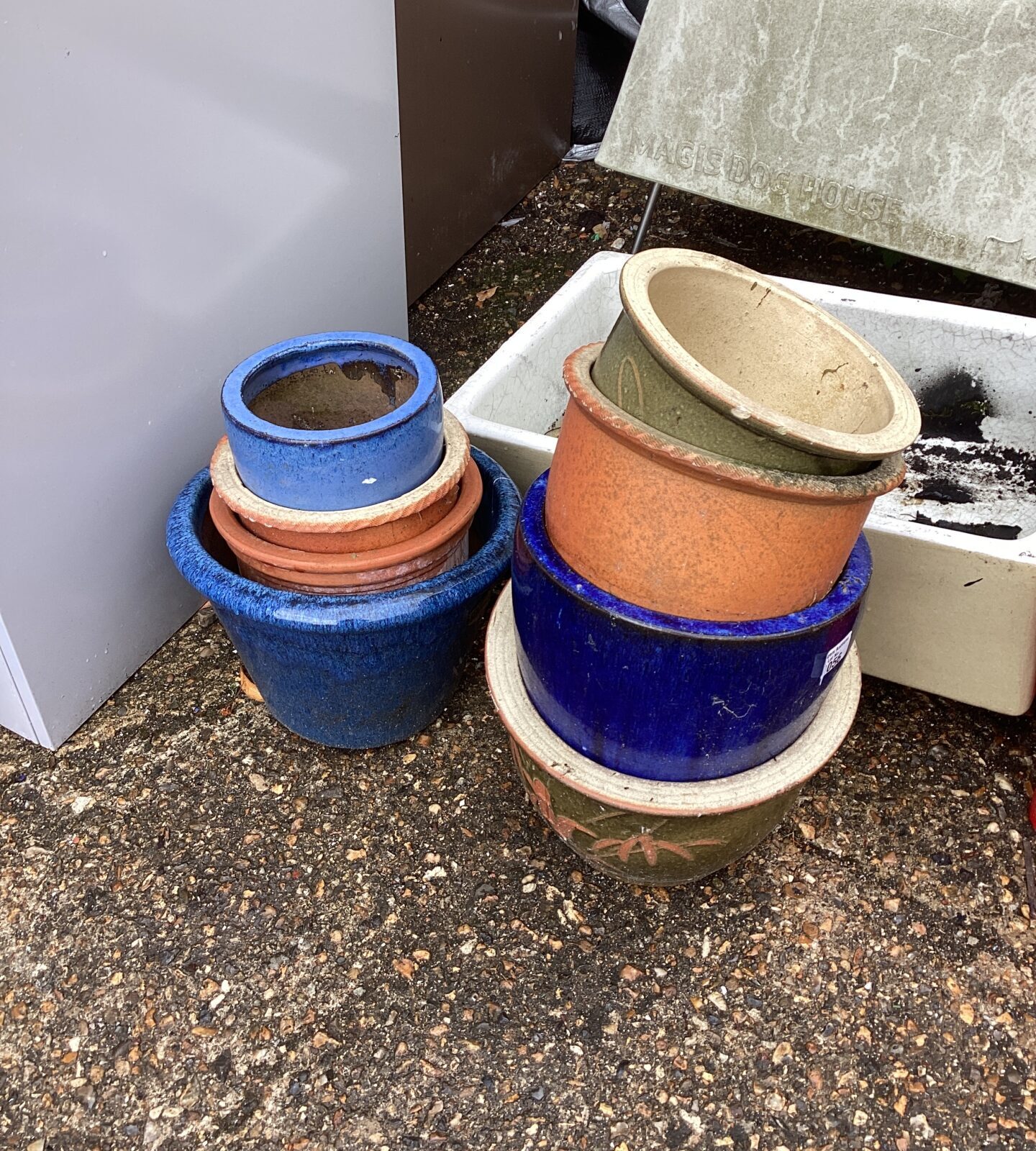 Quantity of Garden Pots