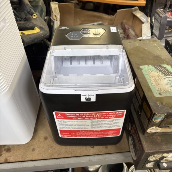 Nisbets essentials ice cube maker - spares/repairs, powers on mechanism moves but not getting cold enough to freeze water, ice full light blinking
