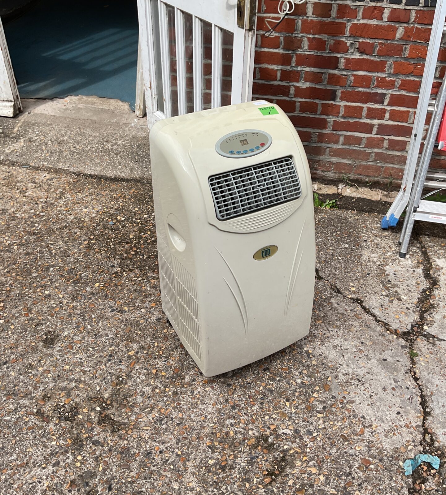 Ced air conditioning unit working