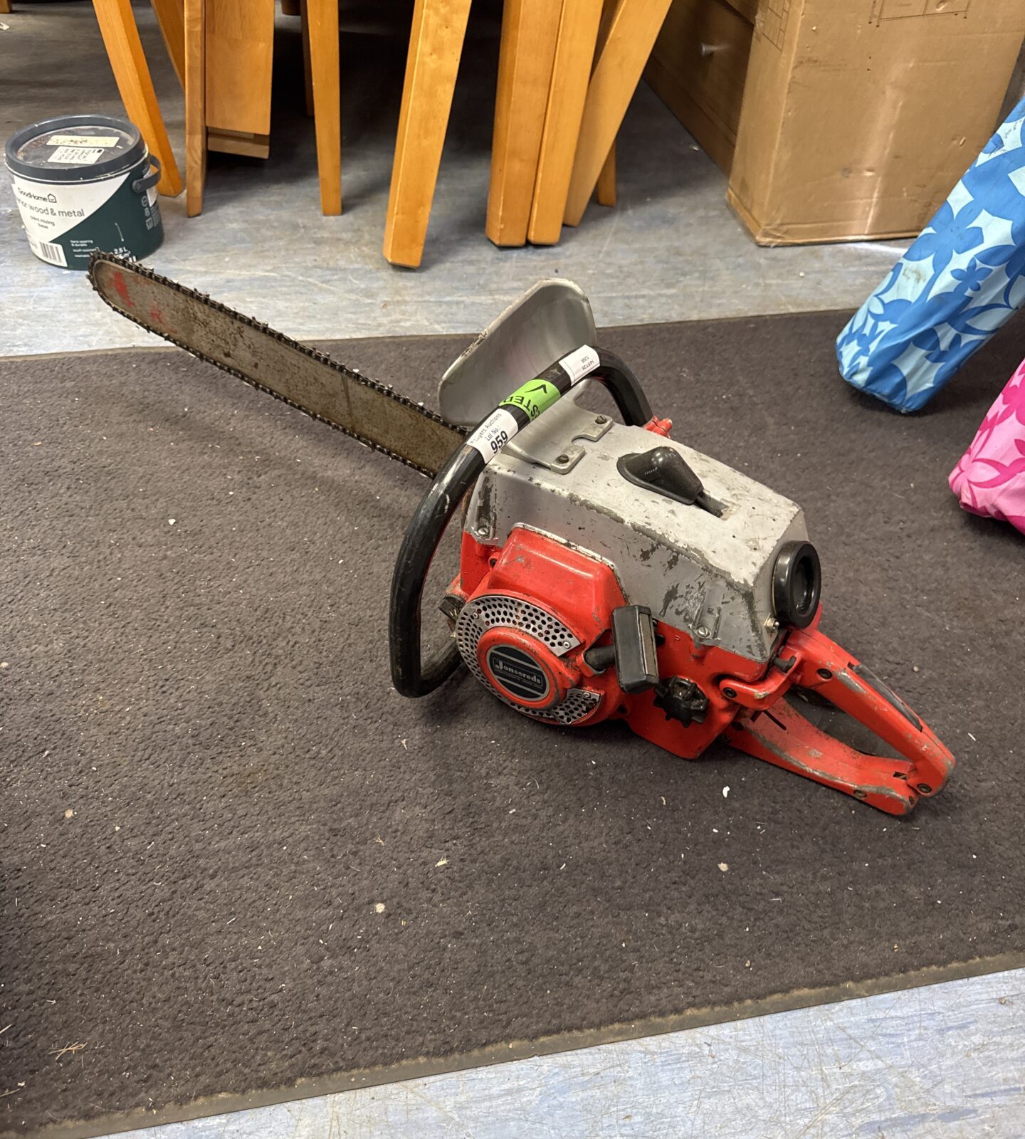 Jonsered 80 petrol chainsaw - working
