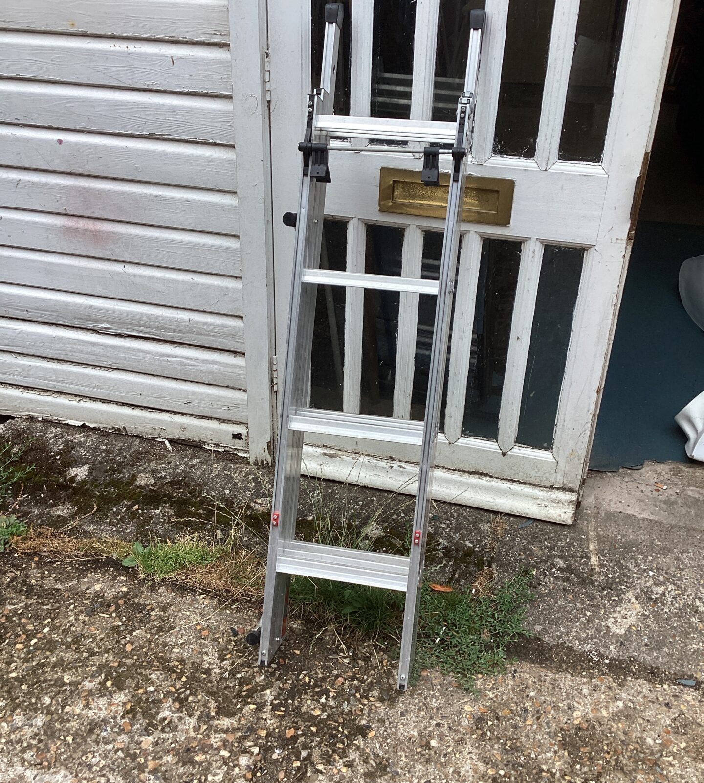 Aluminium loft ladder