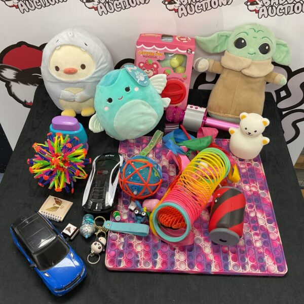 Box mixed toys inc soft toys