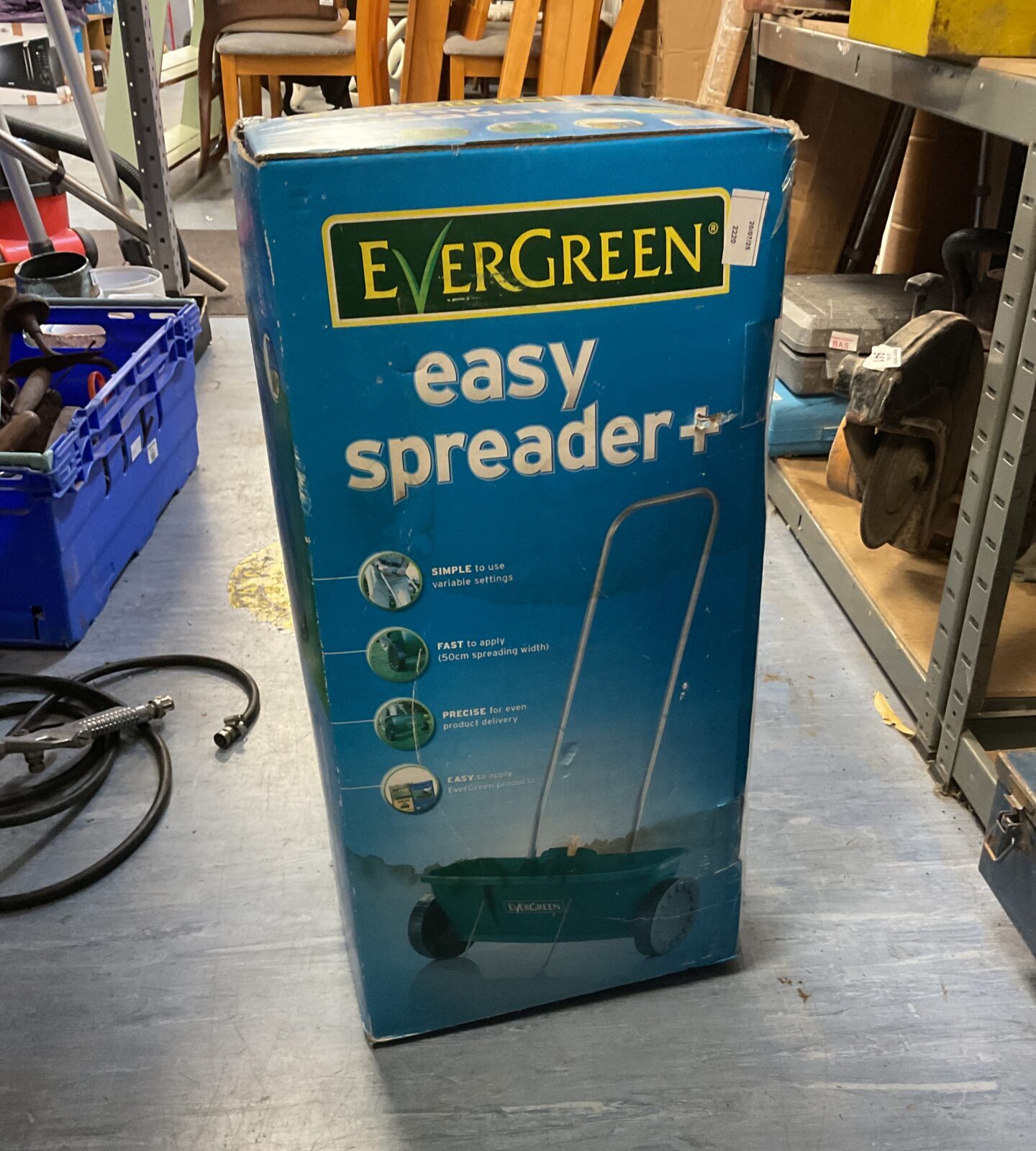 Evergreen easy seed spreader