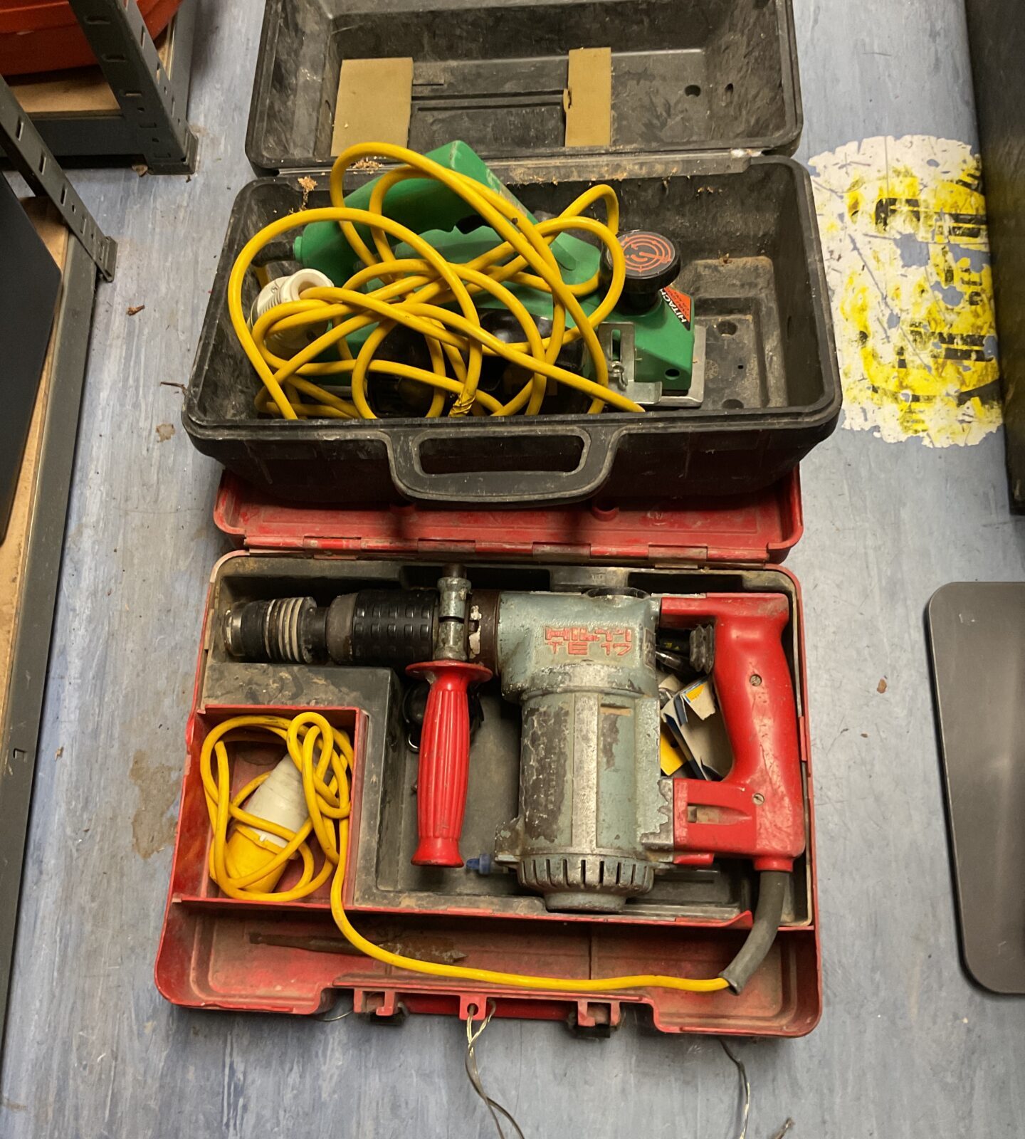 Hitachi 110v planer and jilting te 17 hammer drill 110v untested