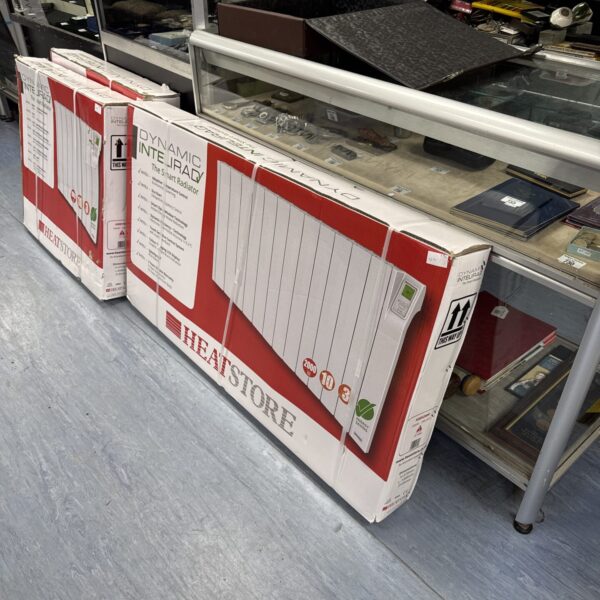 Heatstore dynamic intelirad energy saving electric radiator 570mm height x 1068mm length x 85mm depth - new in box
