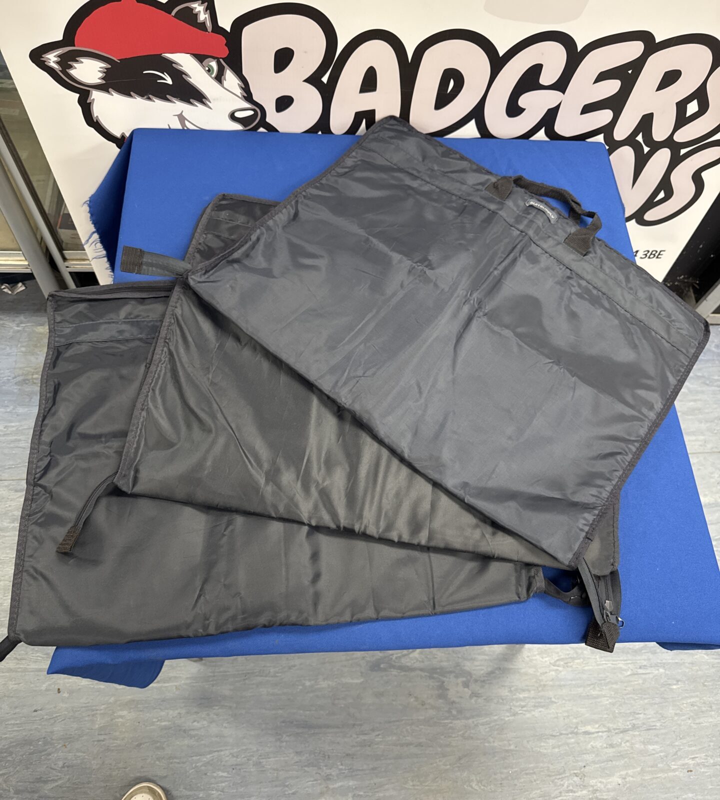 Three new suit supply travel suit carry bags
