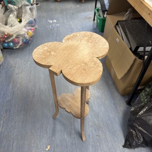 Scratch built hand of clubs style pedestal table